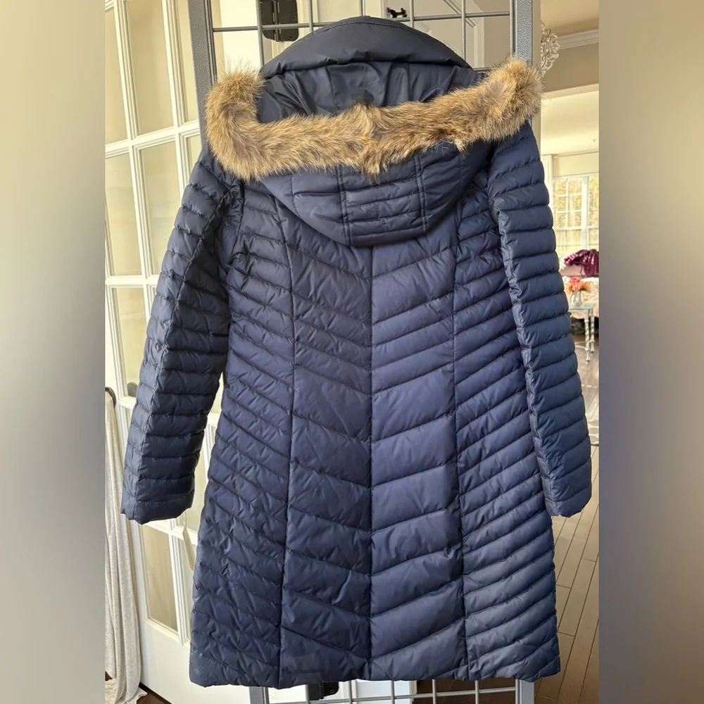 Marc NY Elegant Navy Puffer Coat with Fur Hood - Picture 2 of 14